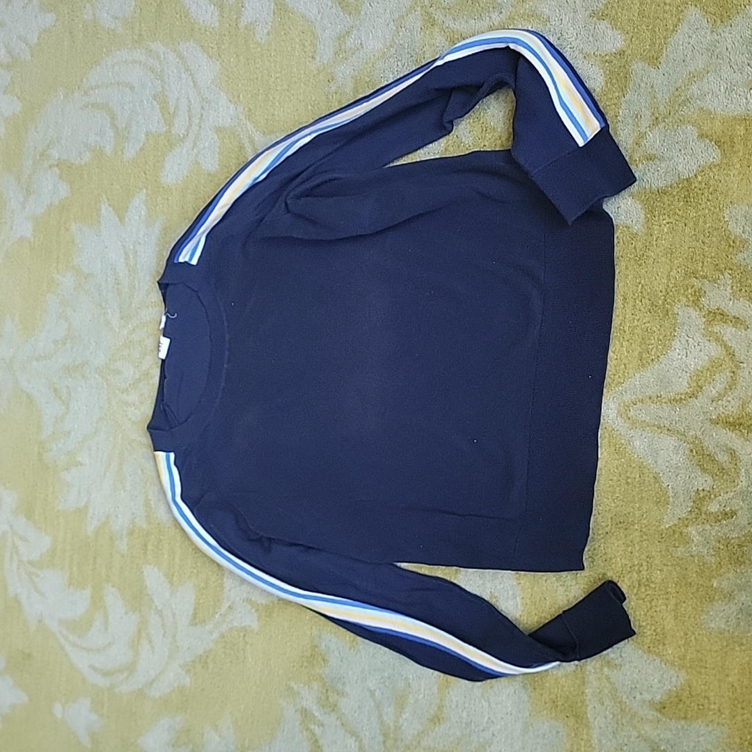 Gap Sweater- Medium